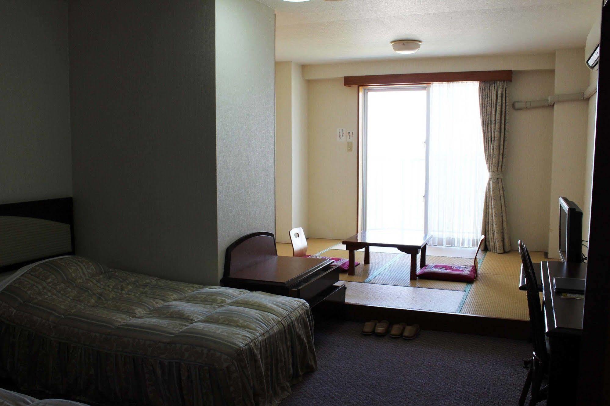 Miyuki Hamabaru Resort Onna Esterno foto